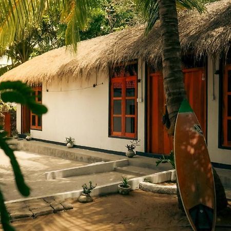 Surfing Lion Hostel Vịnh Arugam Ngoại thất bức ảnh