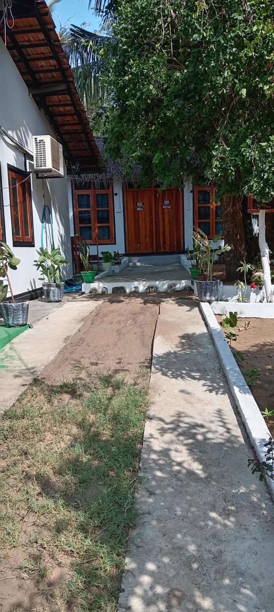 Surfing Lion Hostel Vịnh Arugam Ngoại thất bức ảnh