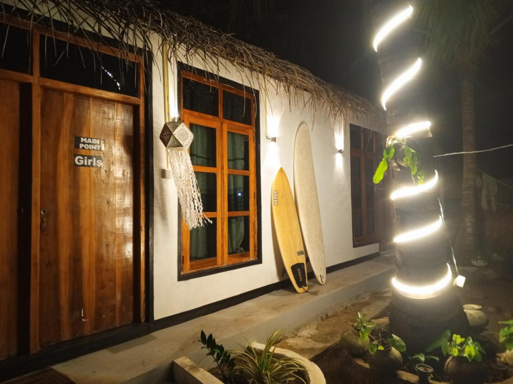 Surfing Lion Hostel Vịnh Arugam Ngoại thất bức ảnh