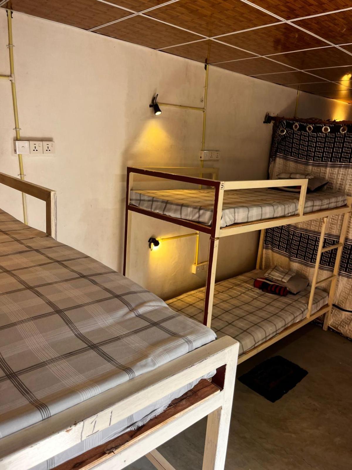 Surfing Lion Hostel Vịnh Arugam Ngoại thất bức ảnh